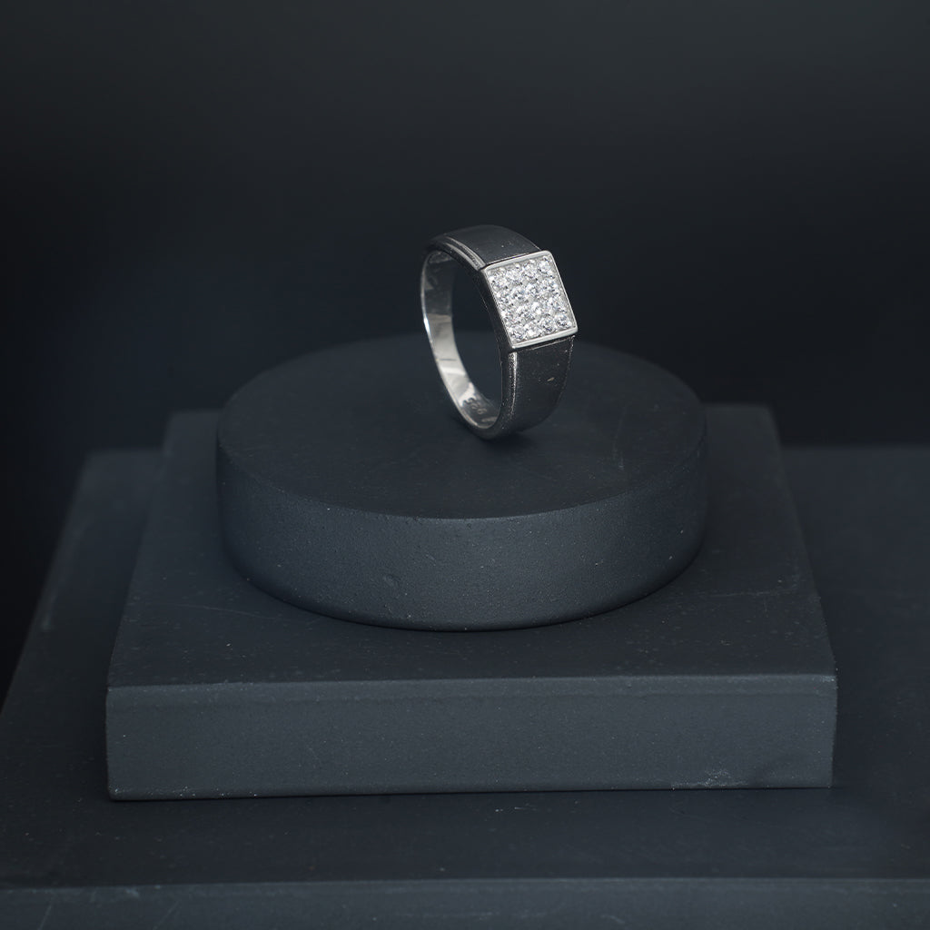 Silver Ring featuring meticulously crafted Square Shaped center piece